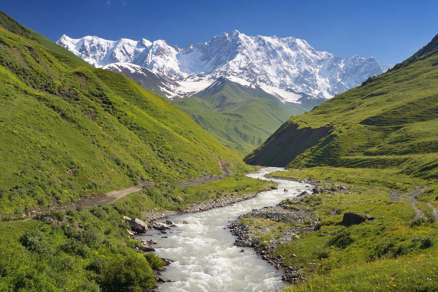 Geography and Climate Exploring Georgia's Diverse Landscapes